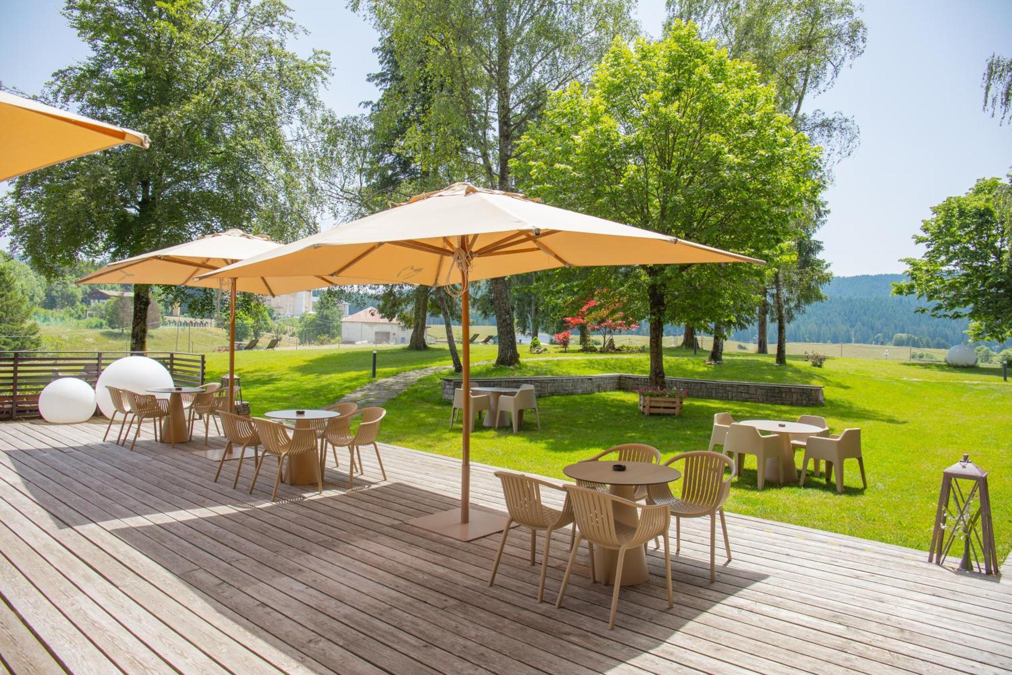 Linta Hotel Wellness & Spa 阿西阿高 外观 照片