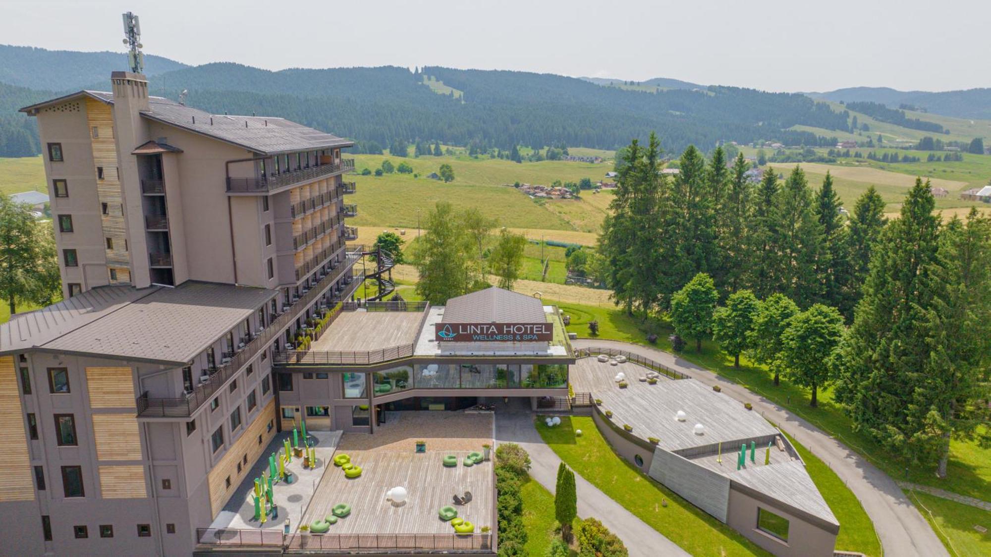 Linta Hotel Wellness & Spa 阿西阿高 外观 照片