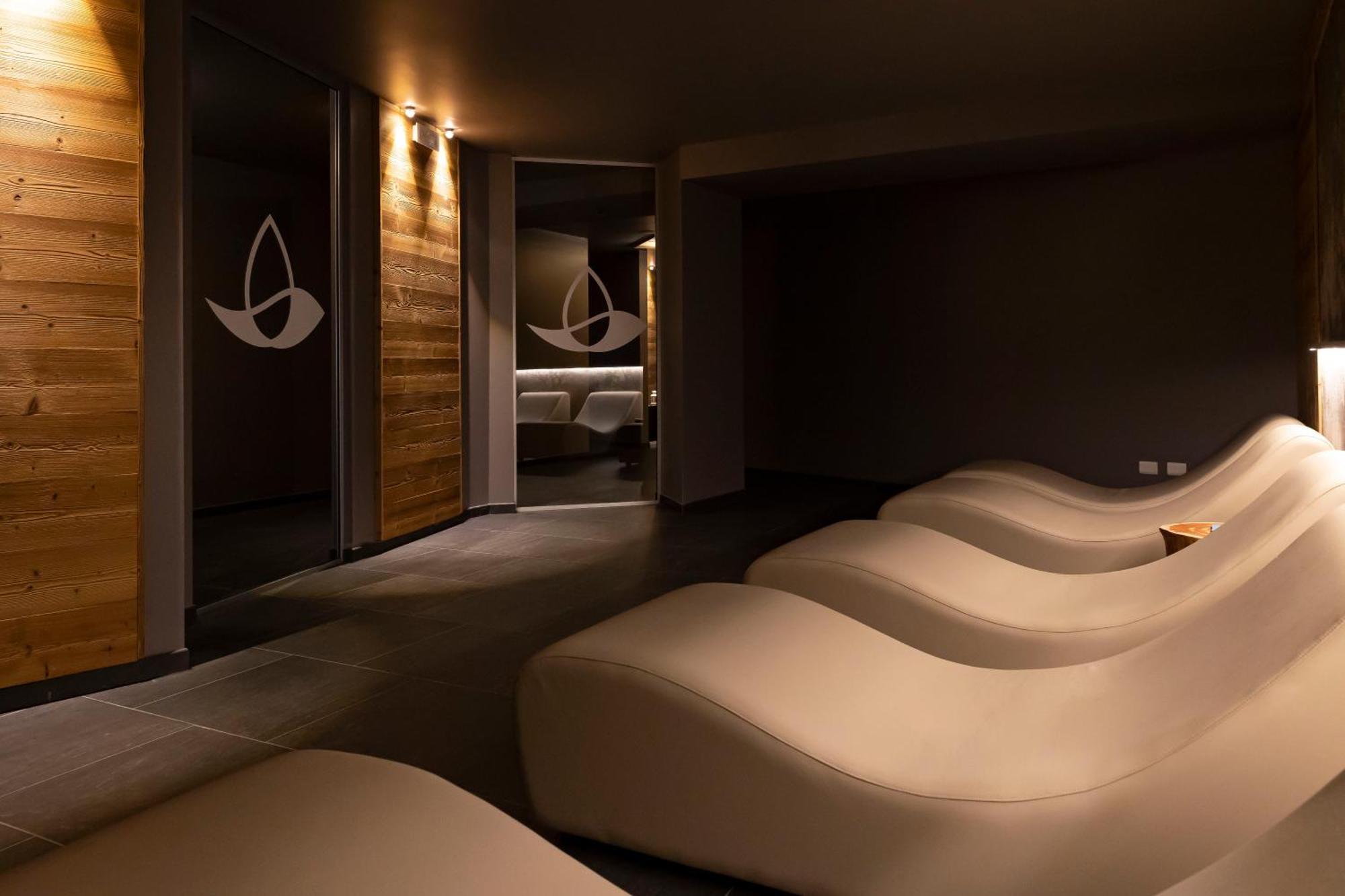 Linta Hotel Wellness & Spa 阿西阿高 外观 照片