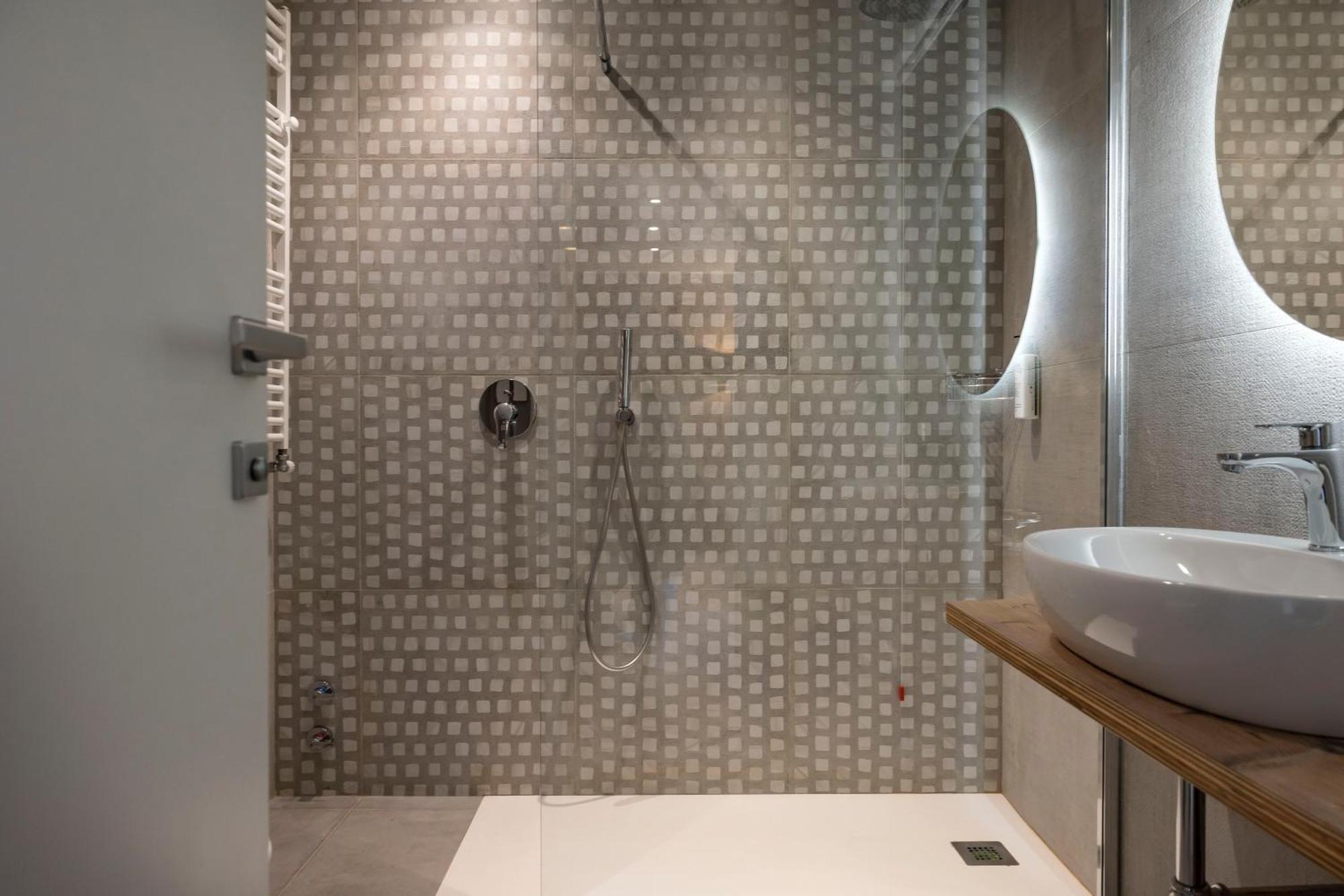 Linta Hotel Wellness & Spa 阿西阿高 客房 照片