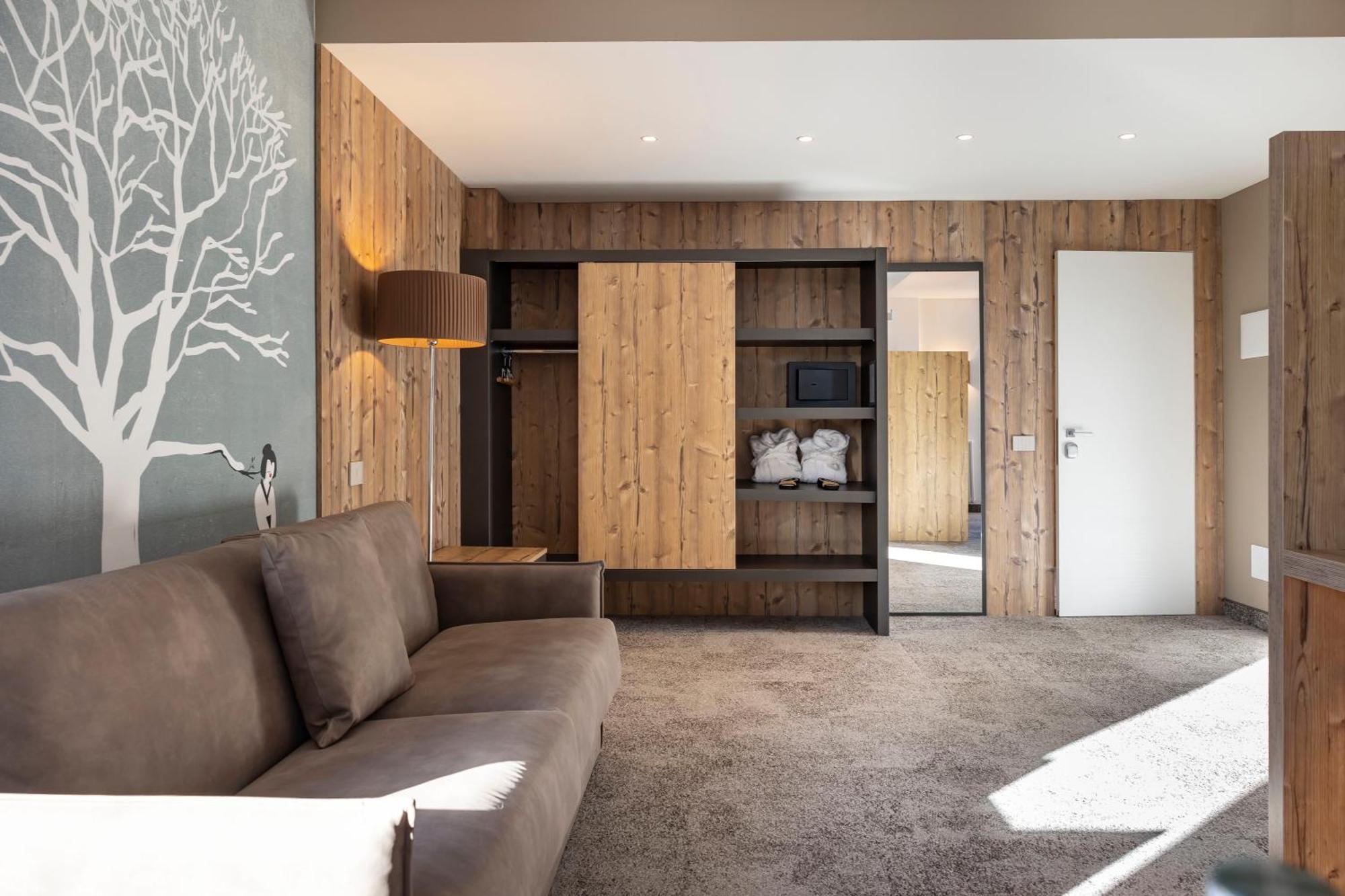 Linta Hotel Wellness & Spa 阿西阿高 外观 照片