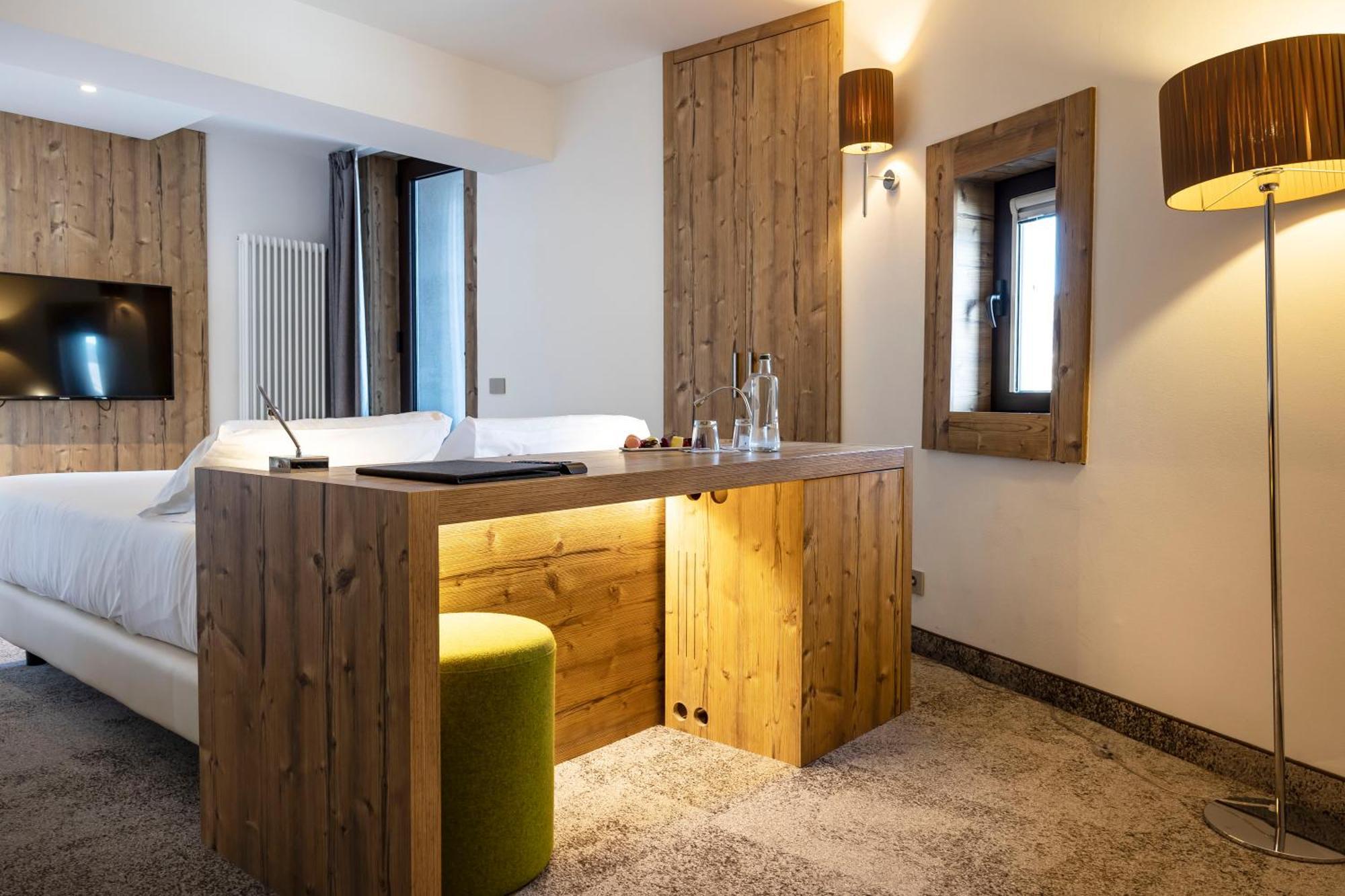 Linta Hotel Wellness & Spa 阿西阿高 外观 照片