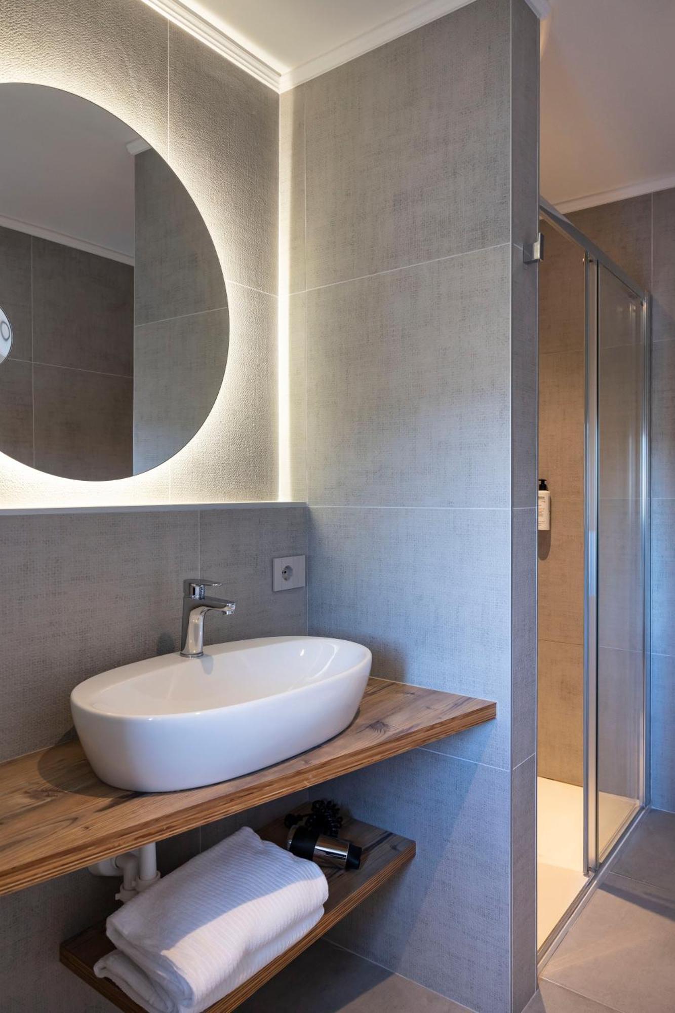 Linta Hotel Wellness & Spa 阿西阿高 客房 照片