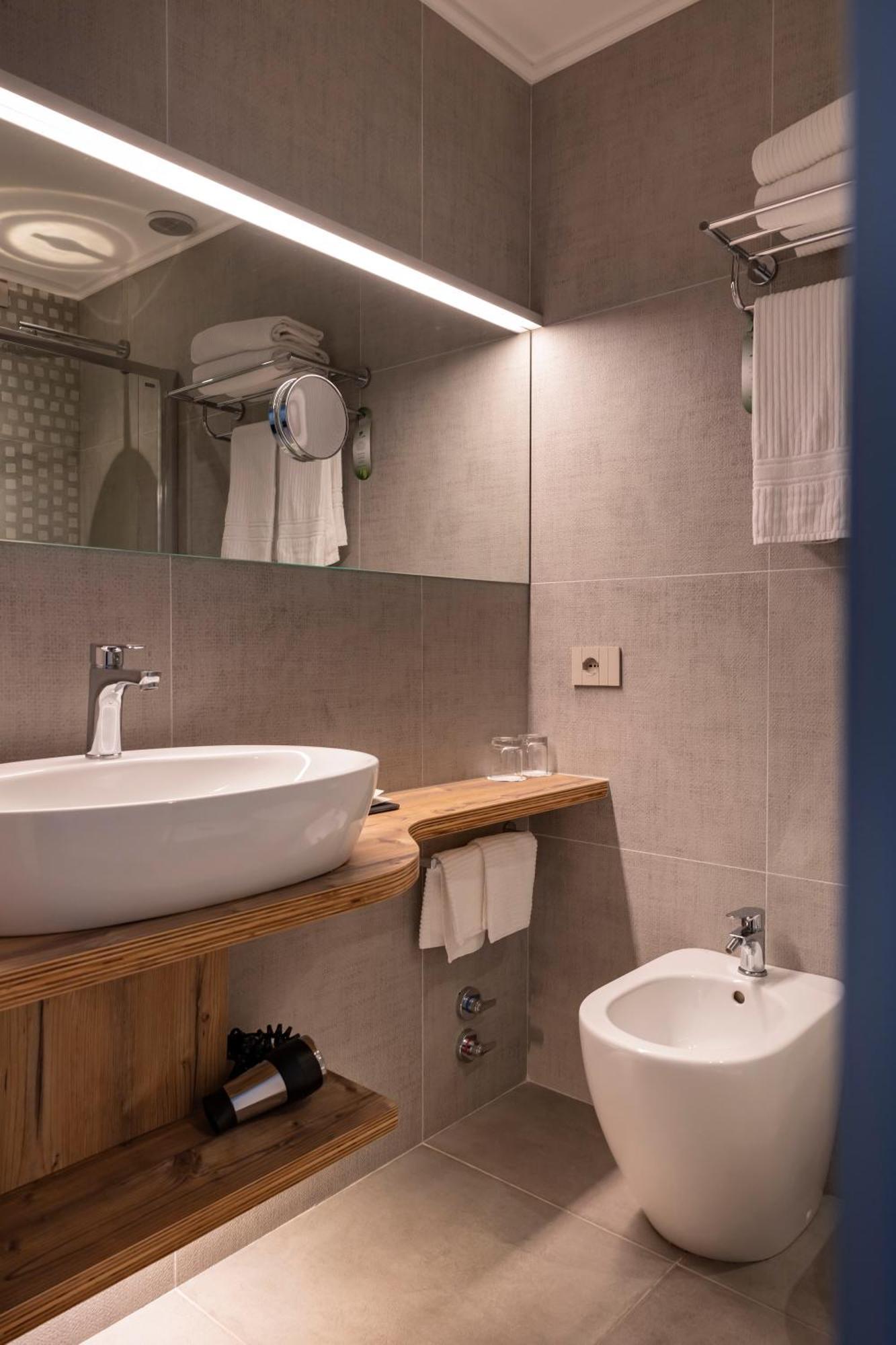 Linta Hotel Wellness & Spa 阿西阿高 客房 照片