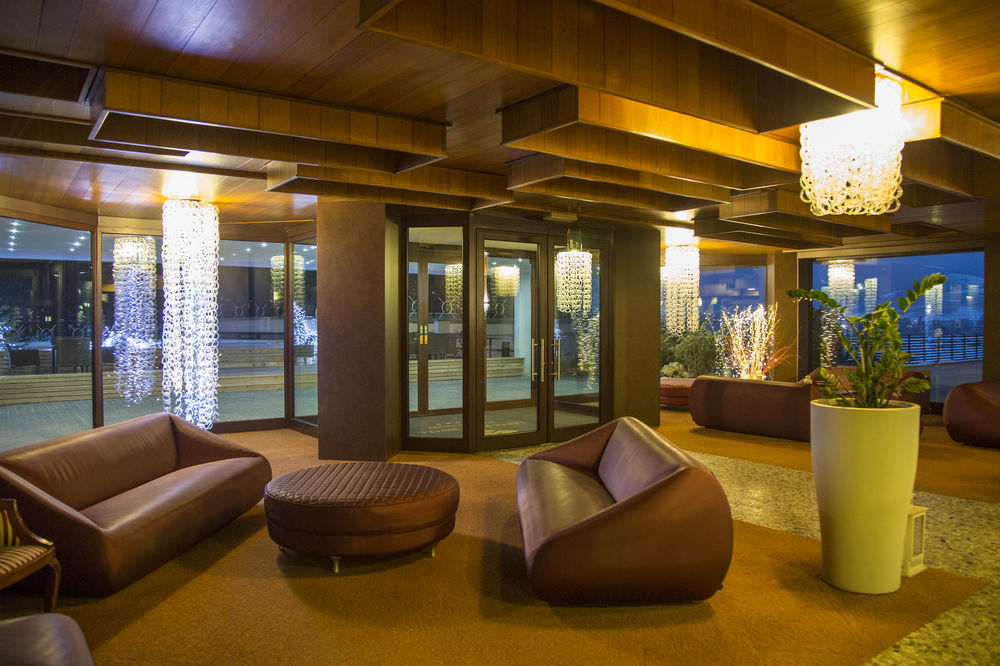 Linta Hotel Wellness & Spa 阿西阿高 外观 照片