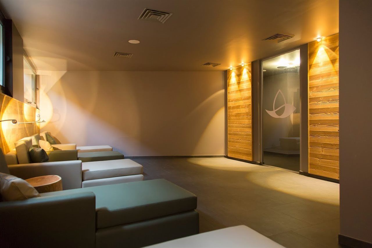 Linta Hotel Wellness & Spa 阿西阿高 外观 照片
